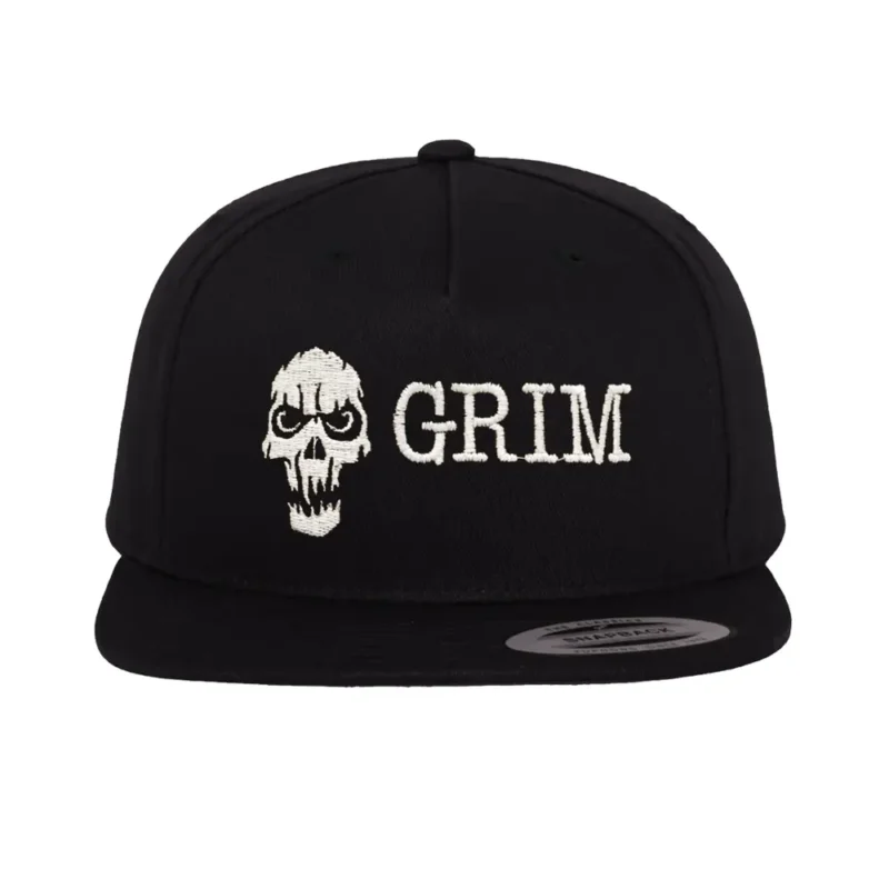 GRIM snapback front view met geborduurd logo